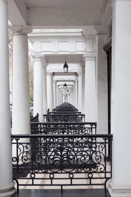 Cg1 - 2 Bedroom Apt, Kensington Garden Square View *