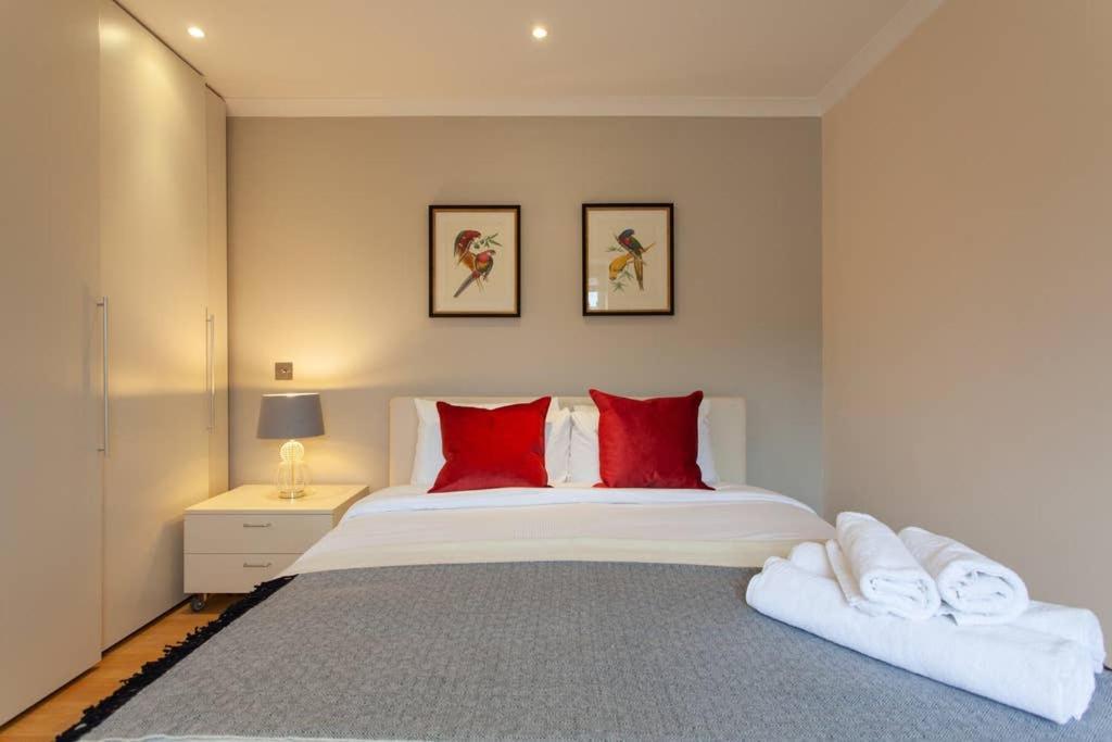 Appartamento Cg1 - 2 Bedroom Apt, Kensington Garden Square View