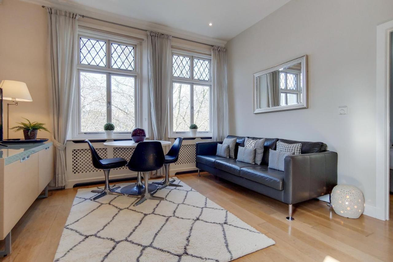 Cg1 - 2 Bedroom Apt, Kensington Garden Square View Appartamento